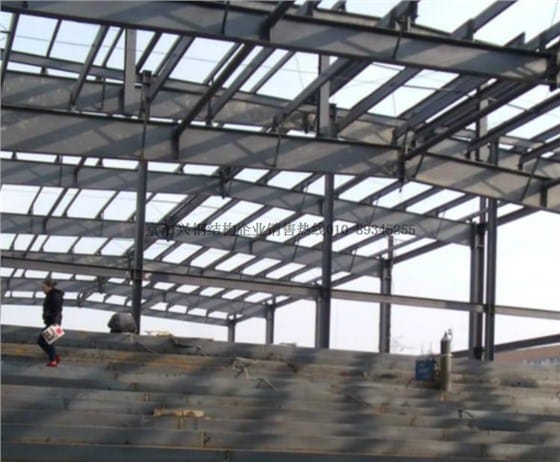 钢结构施工现场 (2)