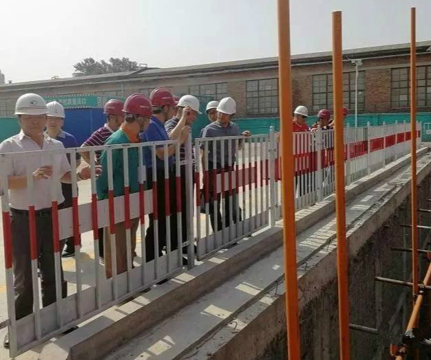市住建委组织专家对深基坑工程进行防汛安全专项检查