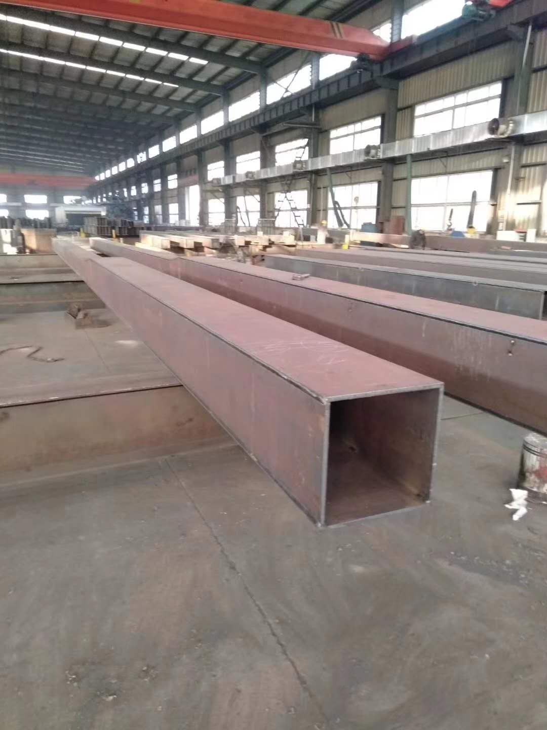 钢构车间里箱型柱的那些事 钢构车间里箱型柱的那些事