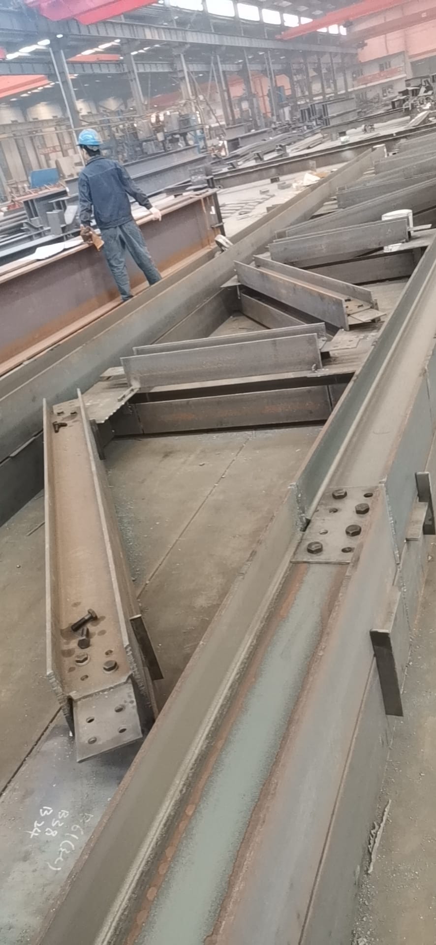 车间生产纪实---钢结构加工中